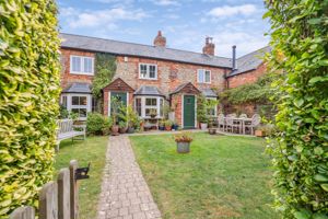 Photo 19- click for photo gallery